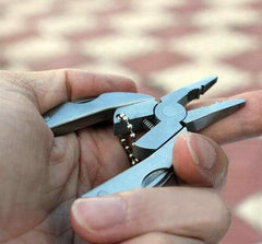 Foldaway Camping Survival Tool
